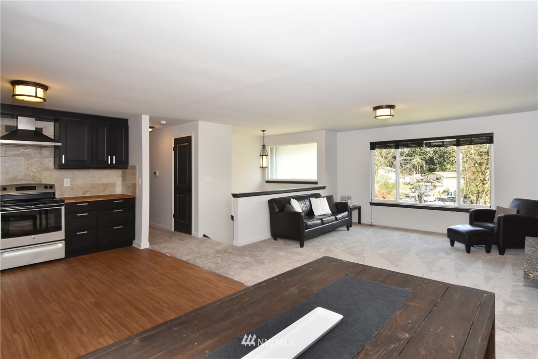 800 201st Place Southeast Bothell, WA 98012 - Photo 8 of 25 Gallery Image 8