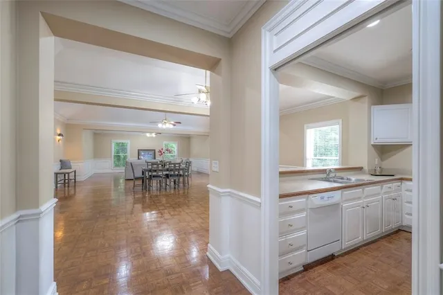 $2,400,000 | 3109 West 118th Street, Leawood, KS 66211