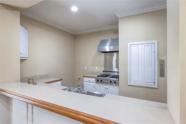 $2,400,000 | 3109 West 118th Street, Leawood, KS 66211