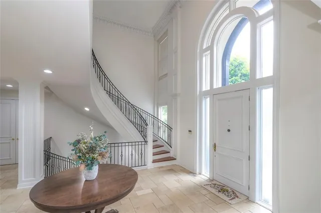 $2,400,000 | 3109 West 118th Street, Leawood, KS 66211