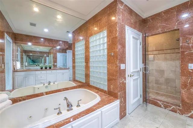 $2,400,000 | 3109 West 118th Street, Leawood, KS 66211