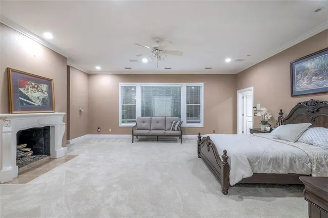 $2,400,000 | 3109 West 118th Street, Leawood, KS 66211