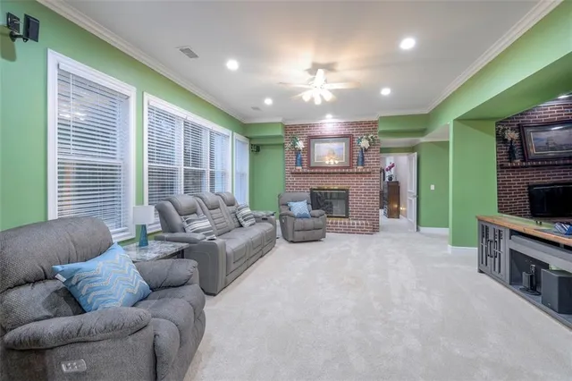 $2,400,000 | 3109 West 118th Street, Leawood, KS 66211