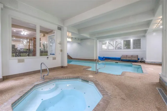 $2,400,000 | 3109 West 118th Street, Leawood, KS 66211