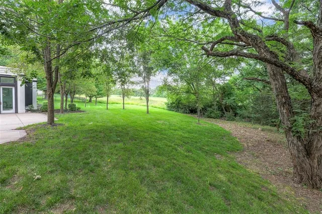 $2,400,000 | 3109 West 118th Street, Leawood, KS 66211