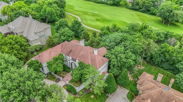 $2,400,000 | 3109 West 118th Street, Leawood, KS 66211