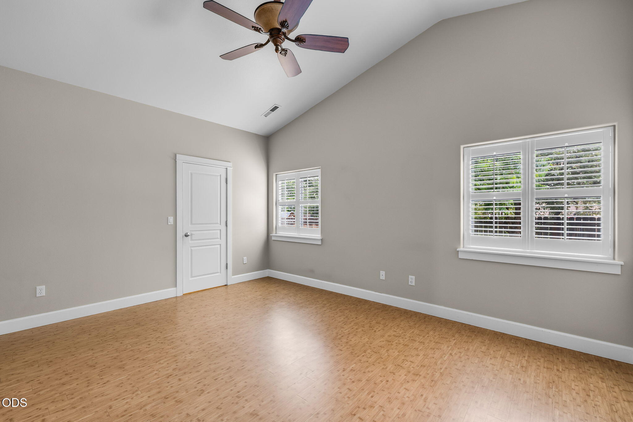2041 Southwest Obsidian Avenue Redmond, OR 97756 - Photo 26 of 49
