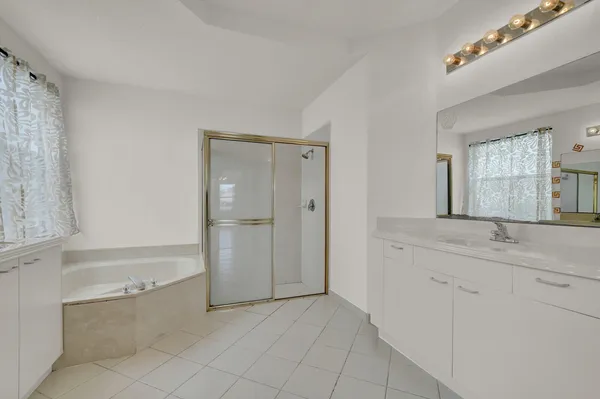 $828,000 | 9037 Alexandra Circle, Wellington, FL 33414