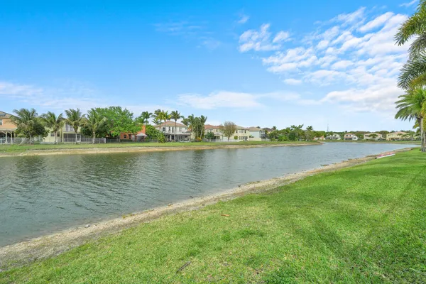 $828,000 | 9037 Alexandra Circle, Wellington, FL 33414
