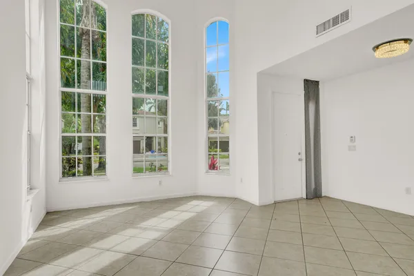 $828,000 | 9037 Alexandra Circle, Wellington, FL 33414