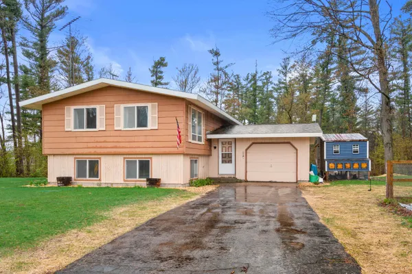 $215,000 | 3108 North Sunset Drive, Stevens Point, WI 54482