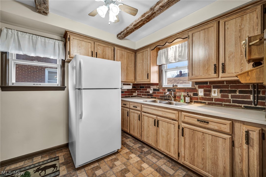 6471 Kerneywood Road Parma, OH 44129 - Photo 6 of 39