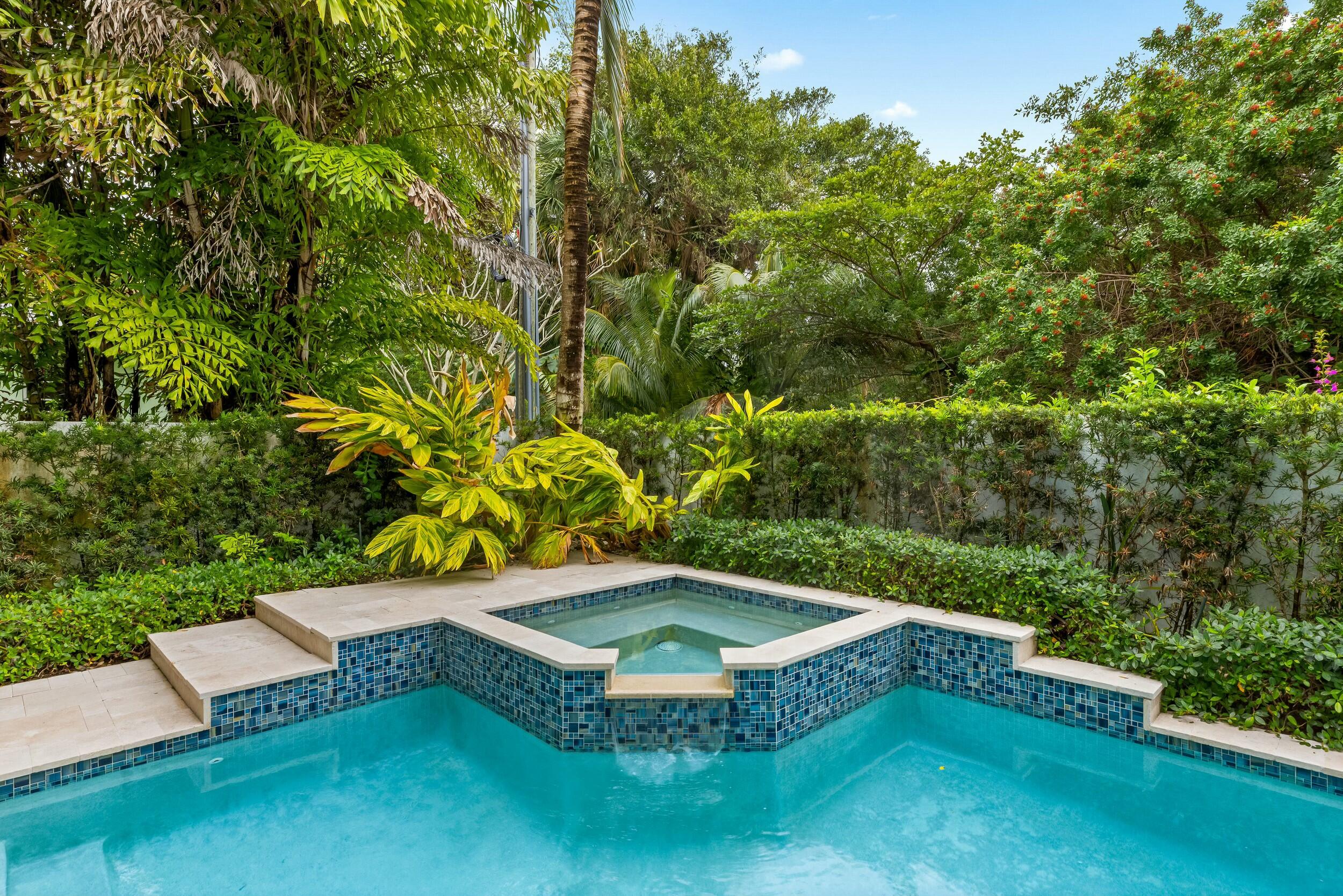 970 Lago Mar Lane Boca Raton, FL 33431 - Photo 11 of 76 Pool area