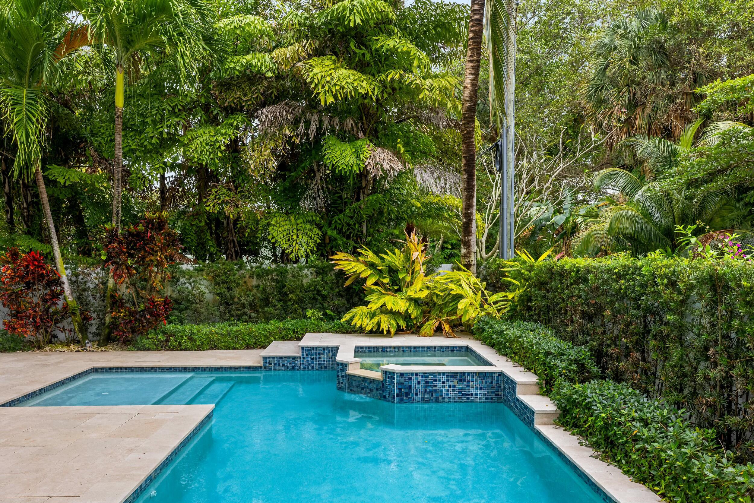 970 Lago Mar Lane Boca Raton, FL 33431 - Photo 24 of 76 Pool area