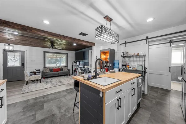 $480,000 | 2386 Flat Rock Road, Waco, TX 76708