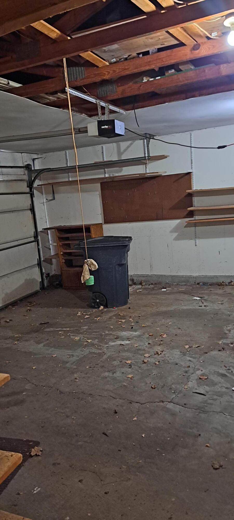 1834 Reddington Road Newark, OH 43055 - Photo 6 of 8 20241118_101059