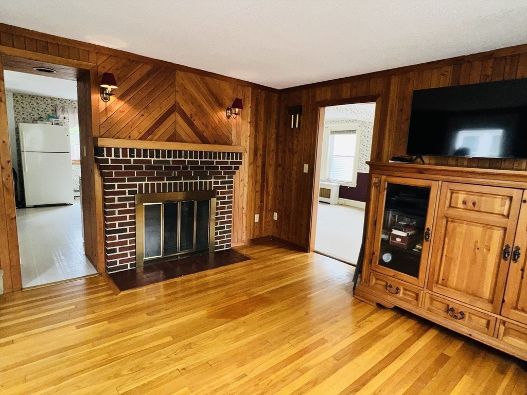 46 Richardson Road Lynn, MA 01904 - Photo 16 of 29