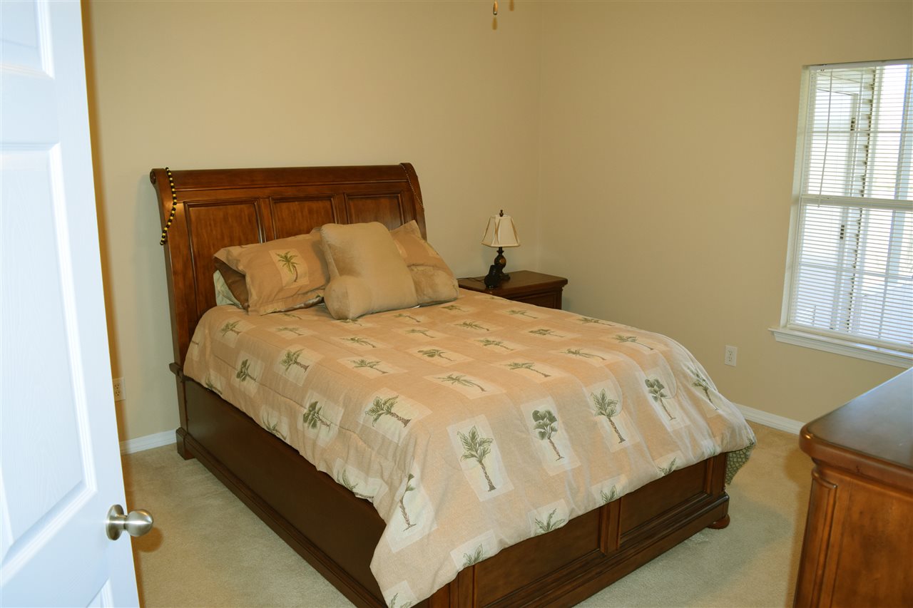 2651-1705 South Juniper Street, Unit 1705 Foley, AL 36535 - Photo 9 of 19 Master Bedroom