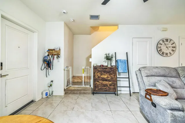 $322,500 | 460 Northeast 4th Avenue, Florida City, FL 33034