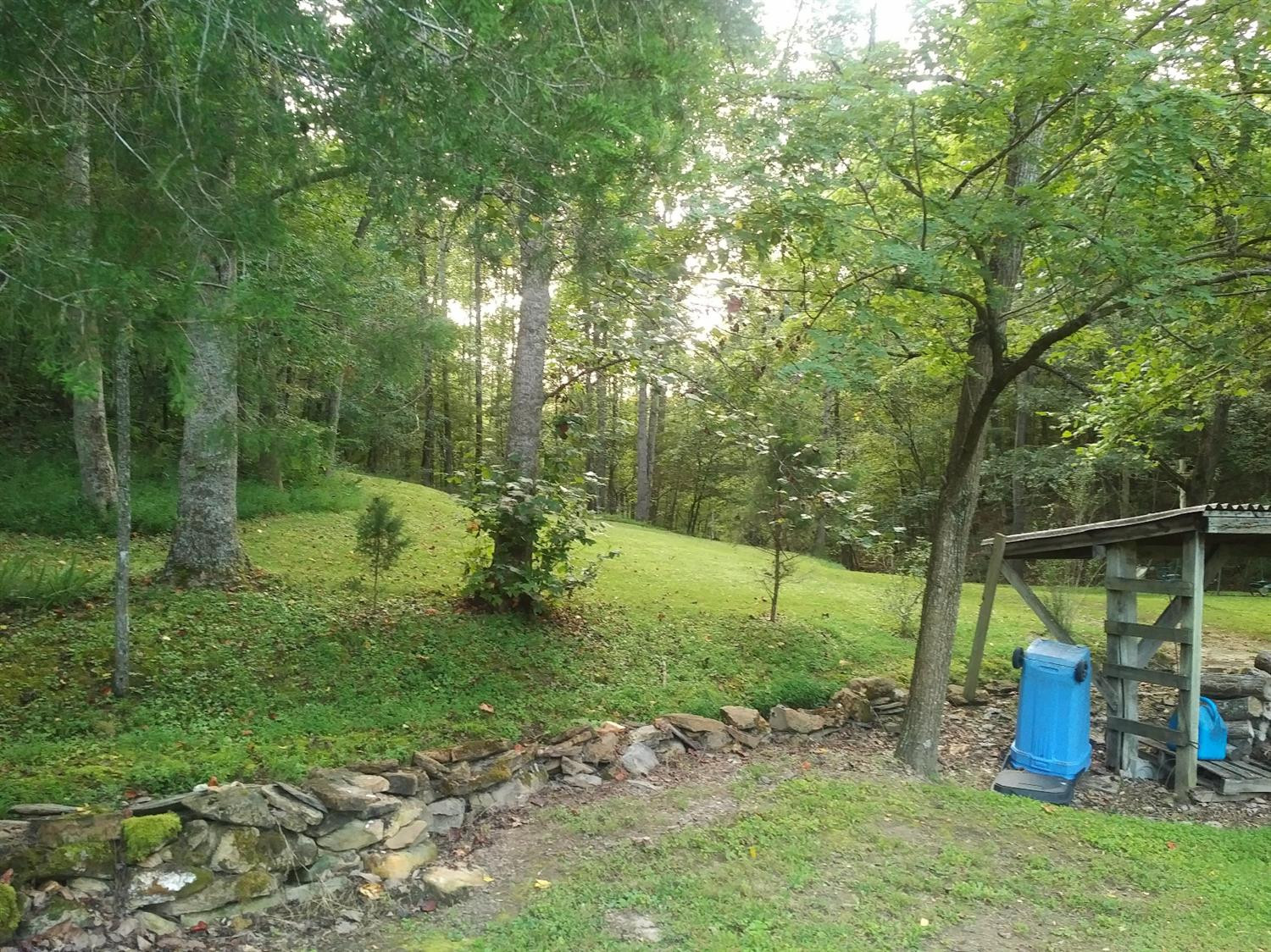 2925 Sand Hill Road Irvine, KY 40336 - Photo 20 of 31 Photo 20