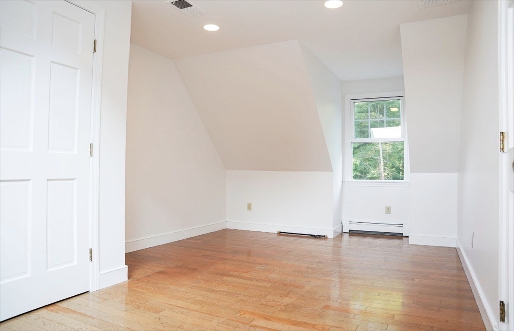 241 New Bedford Road Rochester, MA 02770 - Photo 21 of 25