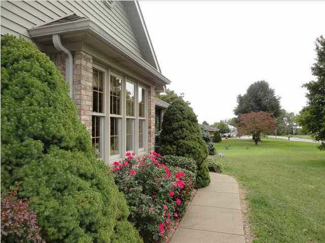 3200 Jackson Road Mount Vernon, IN 47620 - Photo 3 of 30