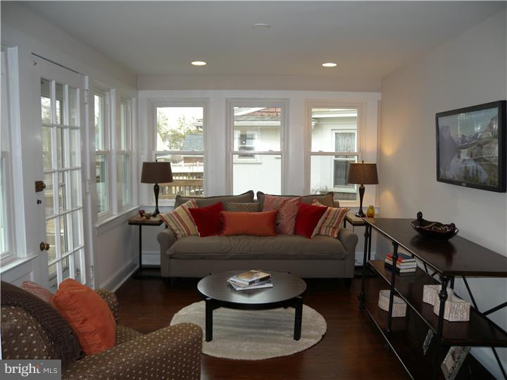 22 Chelten Road Havertown, PA 19083 - Photo 11 of 24 Family Room