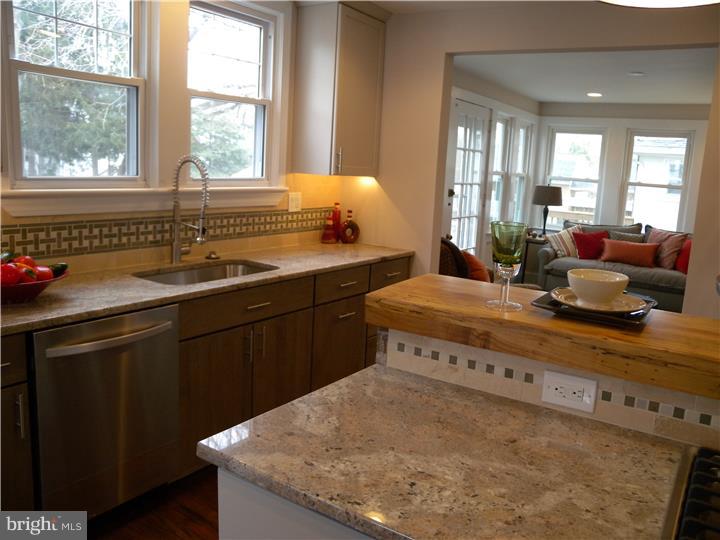 22 Chelten Road Havertown, PA 19083 - Photo 9 of 24 Kitchen