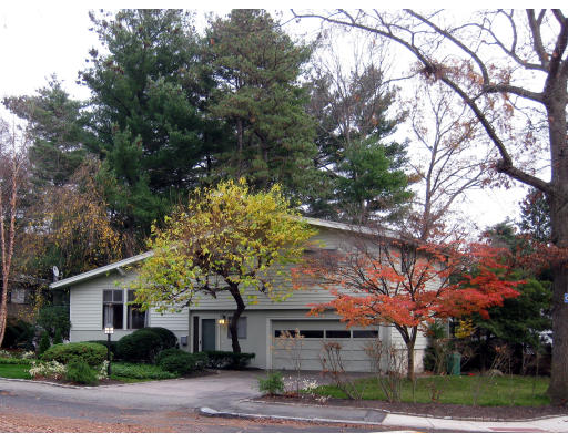 1 Randy Road Framingham, MA 01701 - Photo 2 of 29 Gallery Image 2