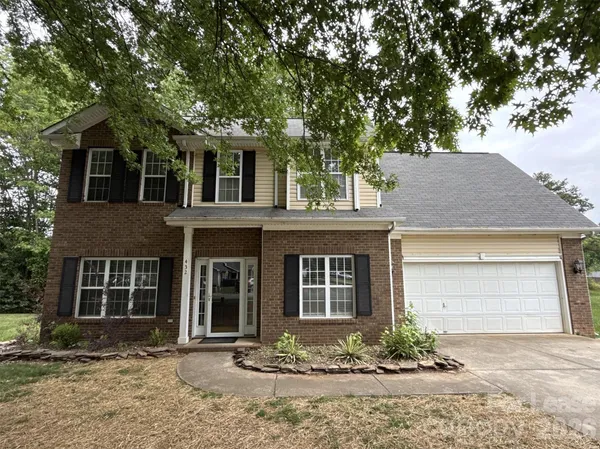 $2,095 | 432 McGinn Grove Drive, Charlotte, NC 28216