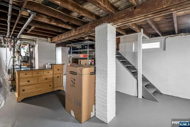 $569,000 | 428 Washington Terrace, Leonia, NJ 07605