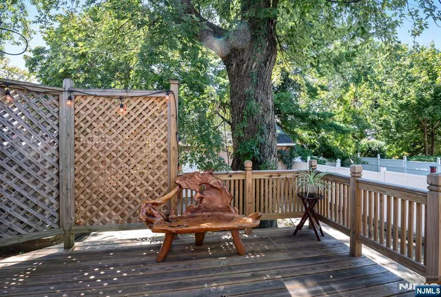 $569,000 | 428 Washington Terrace, Leonia, NJ 07605