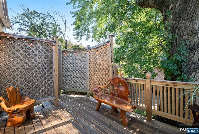 $569,000 | 428 Washington Terrace, Leonia, NJ 07605