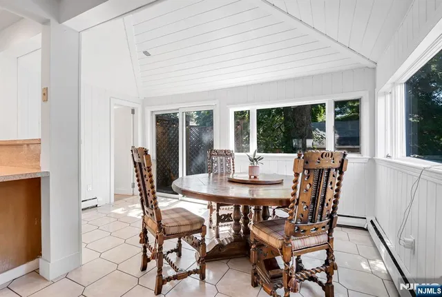 $569,000 | 428 Washington Terrace, Leonia, NJ 07605