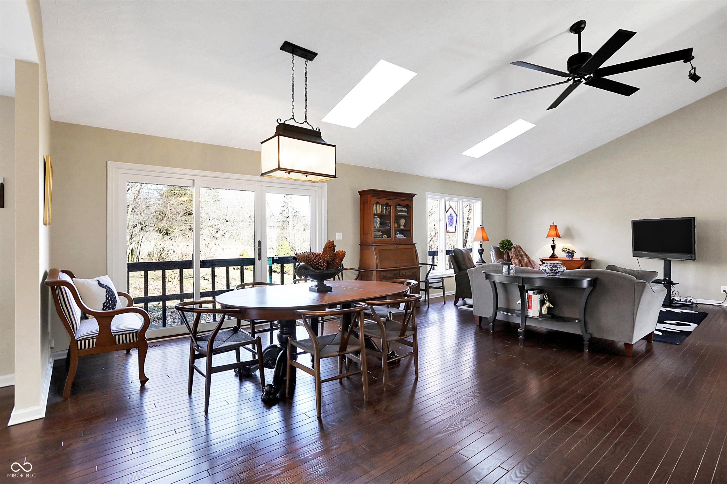 9714 Decatur Drive Indianapolis, IN 46256 - Photo 8 of 55 Gallery Image 8