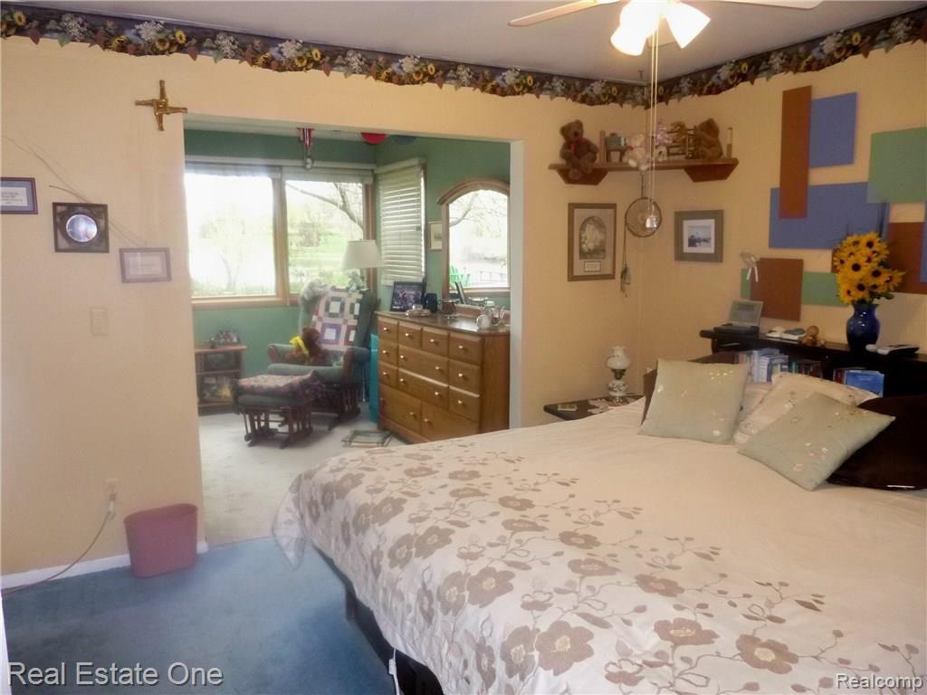 4345 Old Mill Road Pinckney, MI 48169 - Photo 22 of 39 Master Bedroom