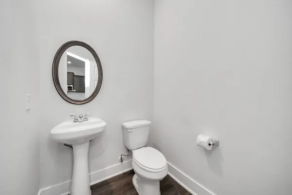 $2,550 | 4423 Santorini Lane, Houston, TX 77045