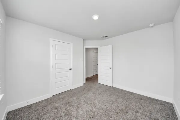 $2,550 | 4423 Santorini Lane, Houston, TX 77045