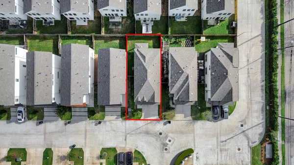 $2,550 | 4423 Santorini Lane, Houston, TX 77045