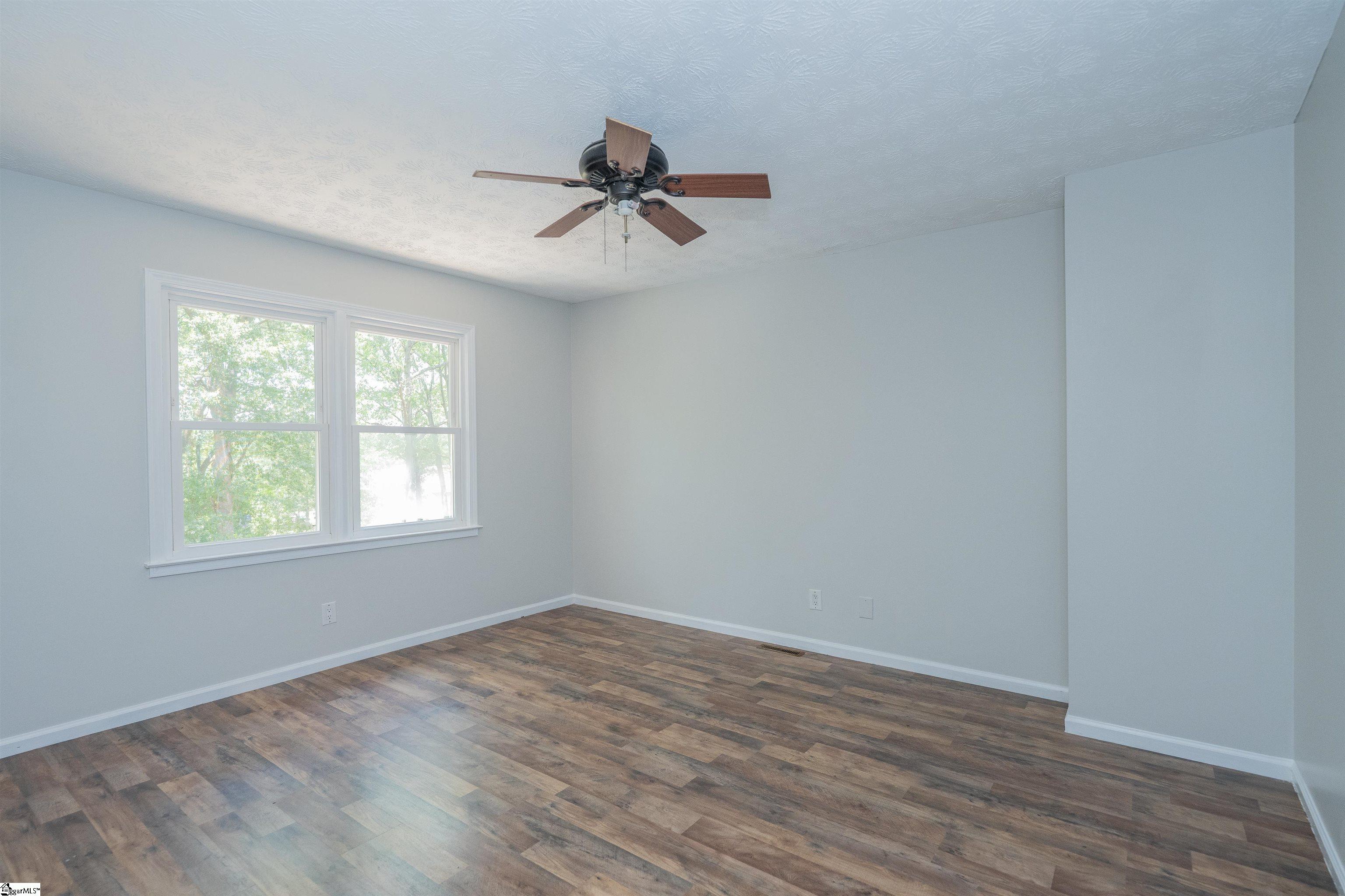 12 Dustin Brook Court Mauldin, SC 29662 - Photo 28 of 37 Gallery Image 28