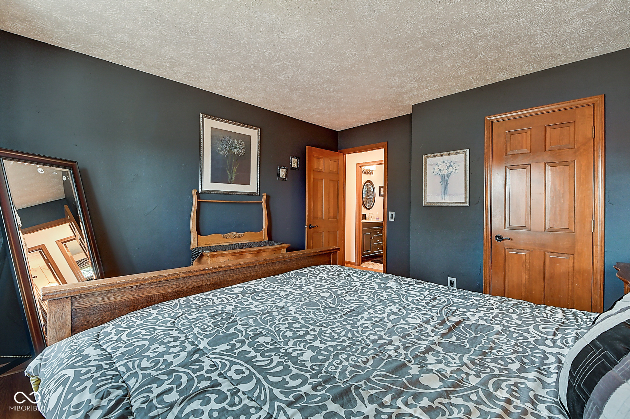 10055 Walthan Way Fishers, IN 46037 - Photo 34 of 50