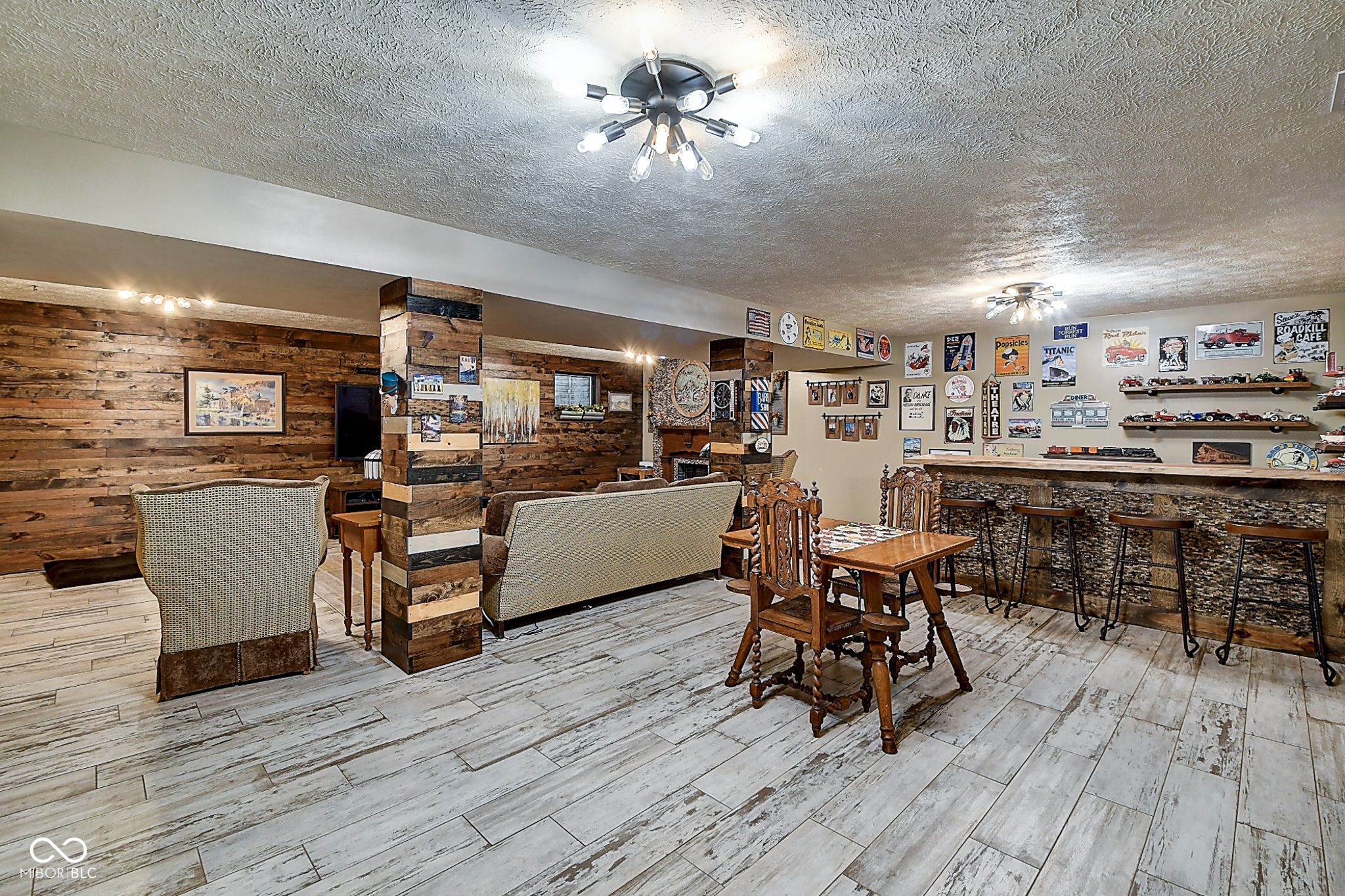 10055 Walthan Way Fishers, IN 46037 - Photo 39 of 50