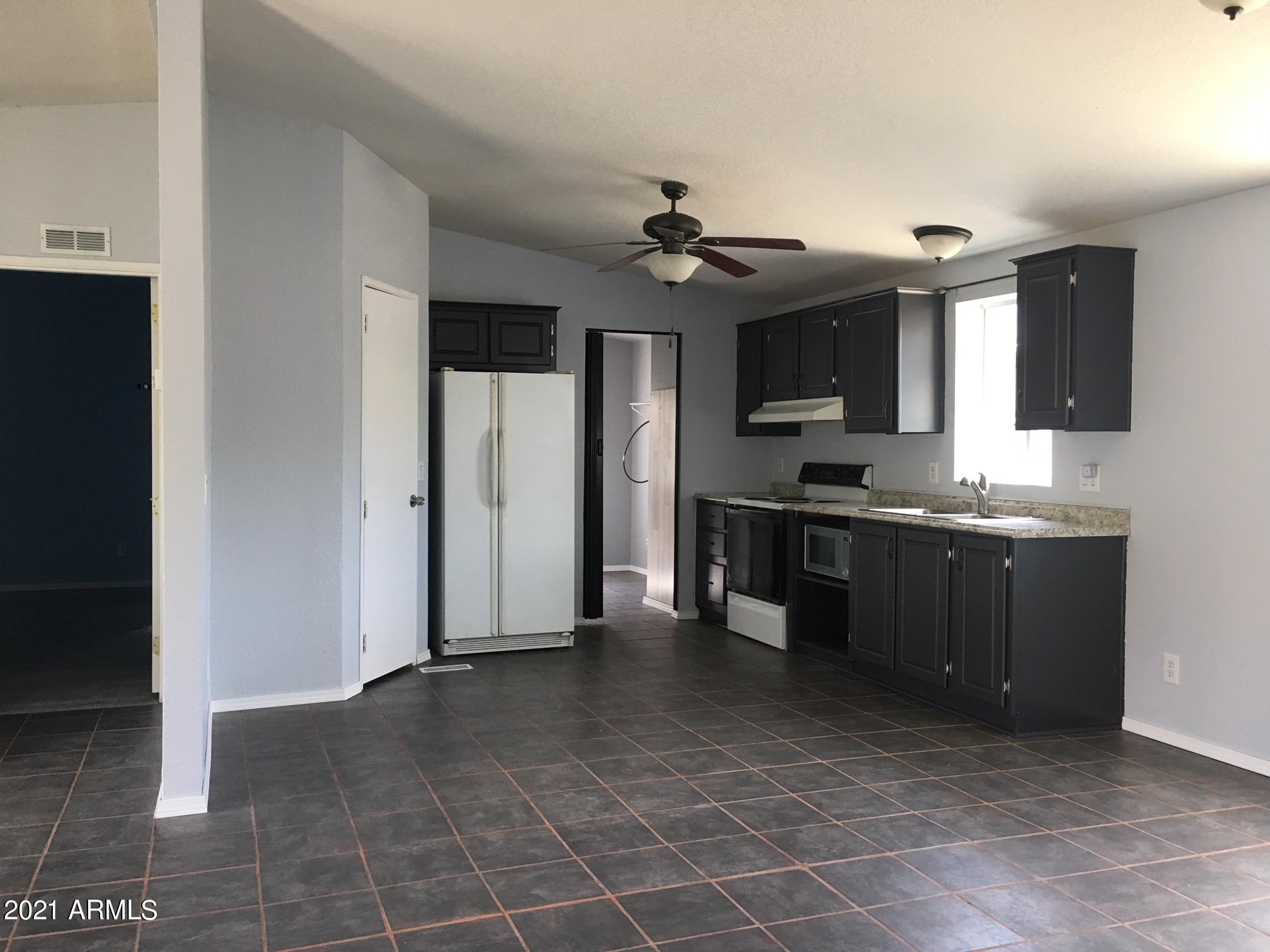 8601 Poland Road Mayer, AZ 86333 - Photo 33 of 58 Kitchen