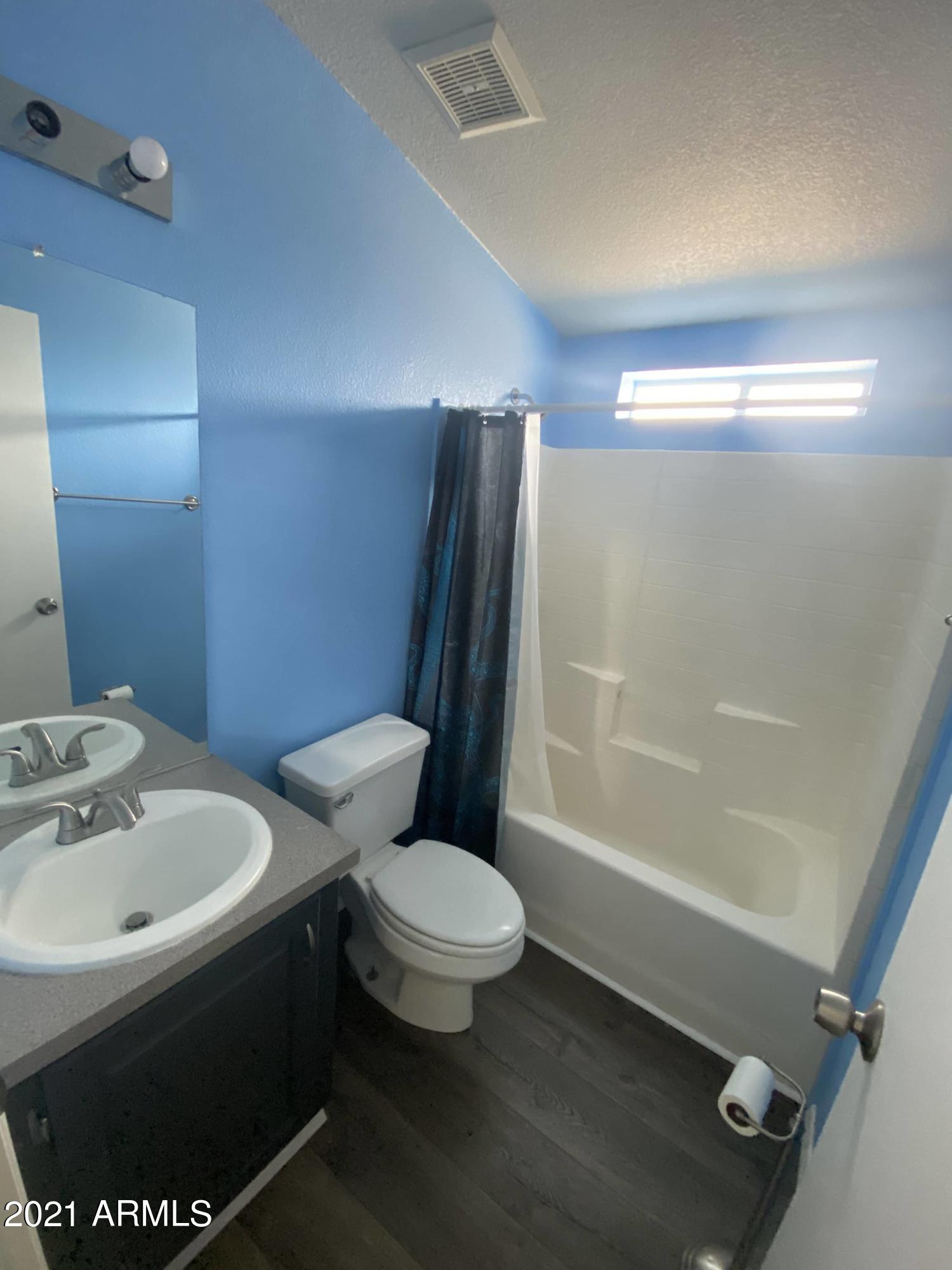 8601 Poland Road Mayer, AZ 86333 - Photo 41 of 58 Second Bathroom