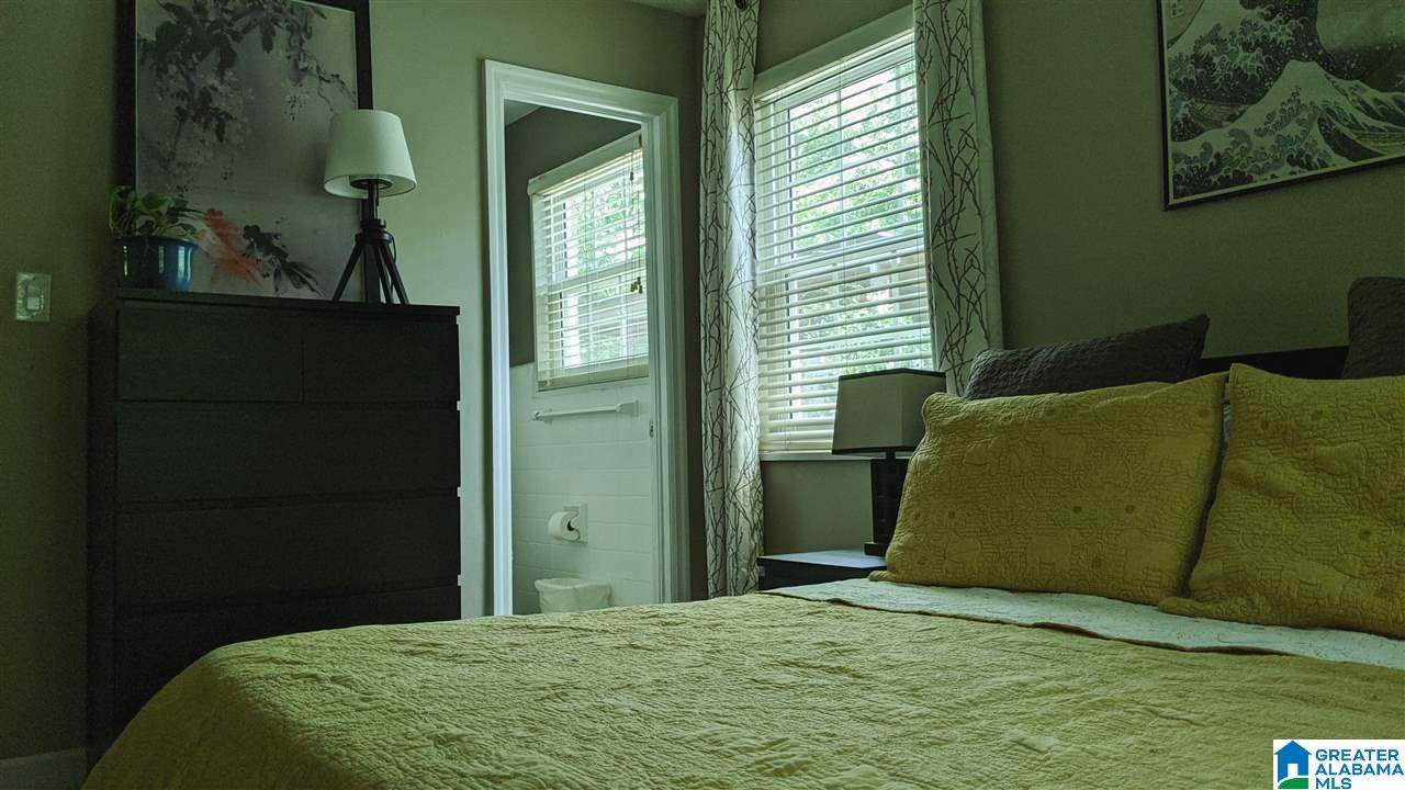1325 Cresthill Road Birmingham, AL 35213 - Photo 13 of 21