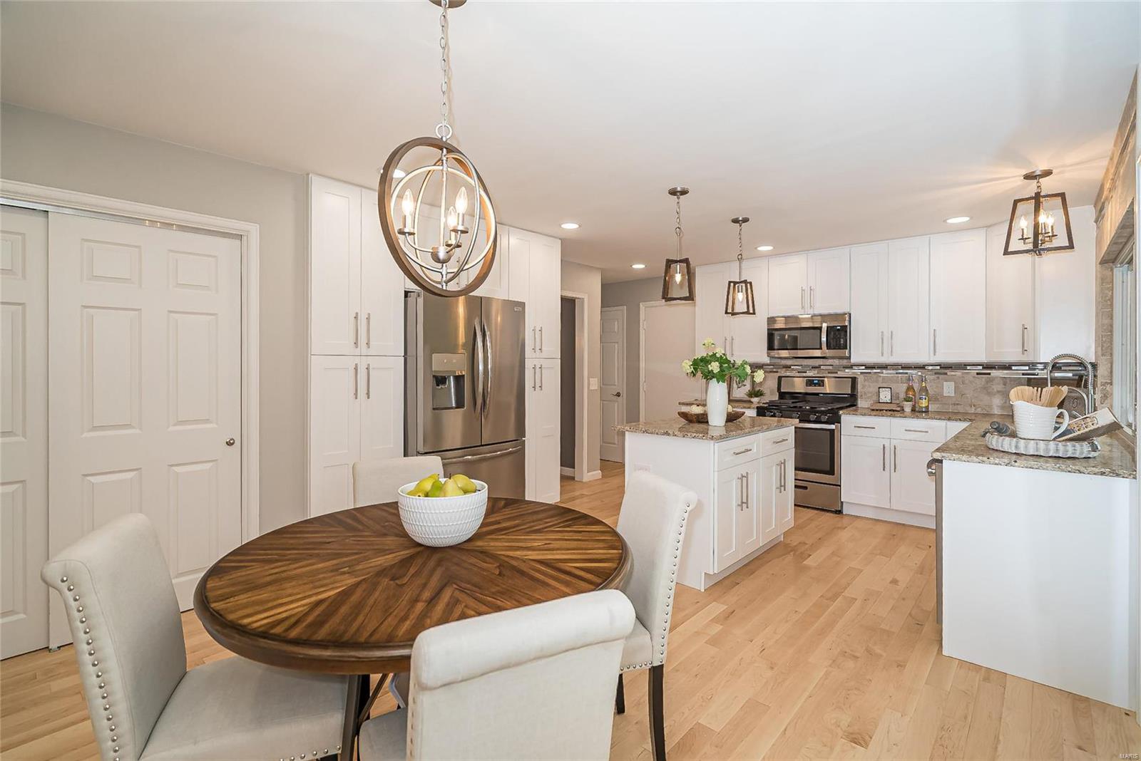 14492 Ladue Road Chesterfield, MO 63017 - Photo 22 of 50
