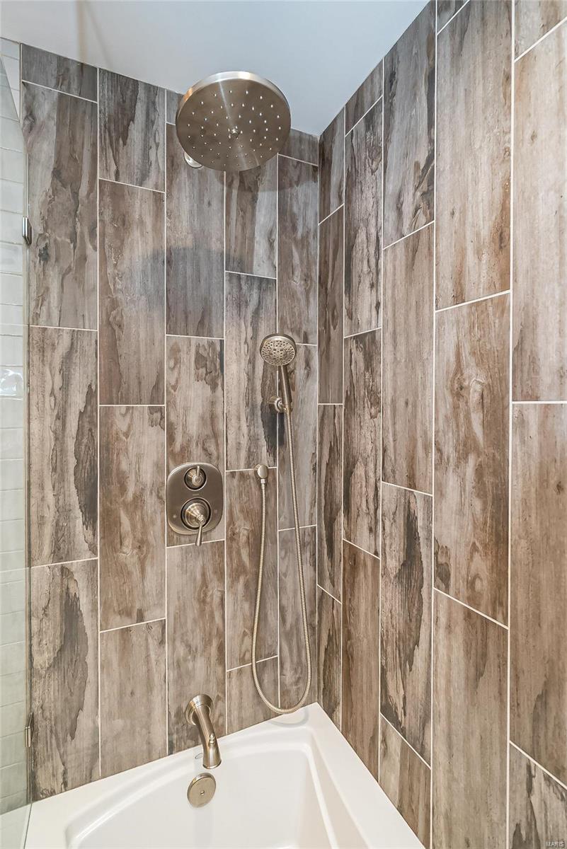 14492 Ladue Road Chesterfield, MO 63017 - Photo 27 of 50