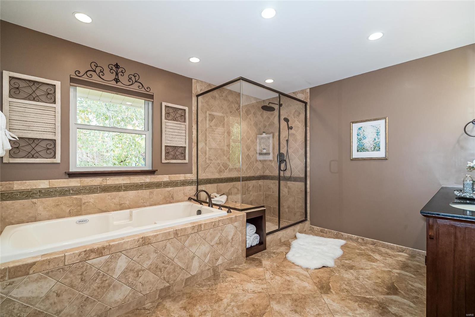 14492 Ladue Road Chesterfield, MO 63017 - Photo 39 of 50