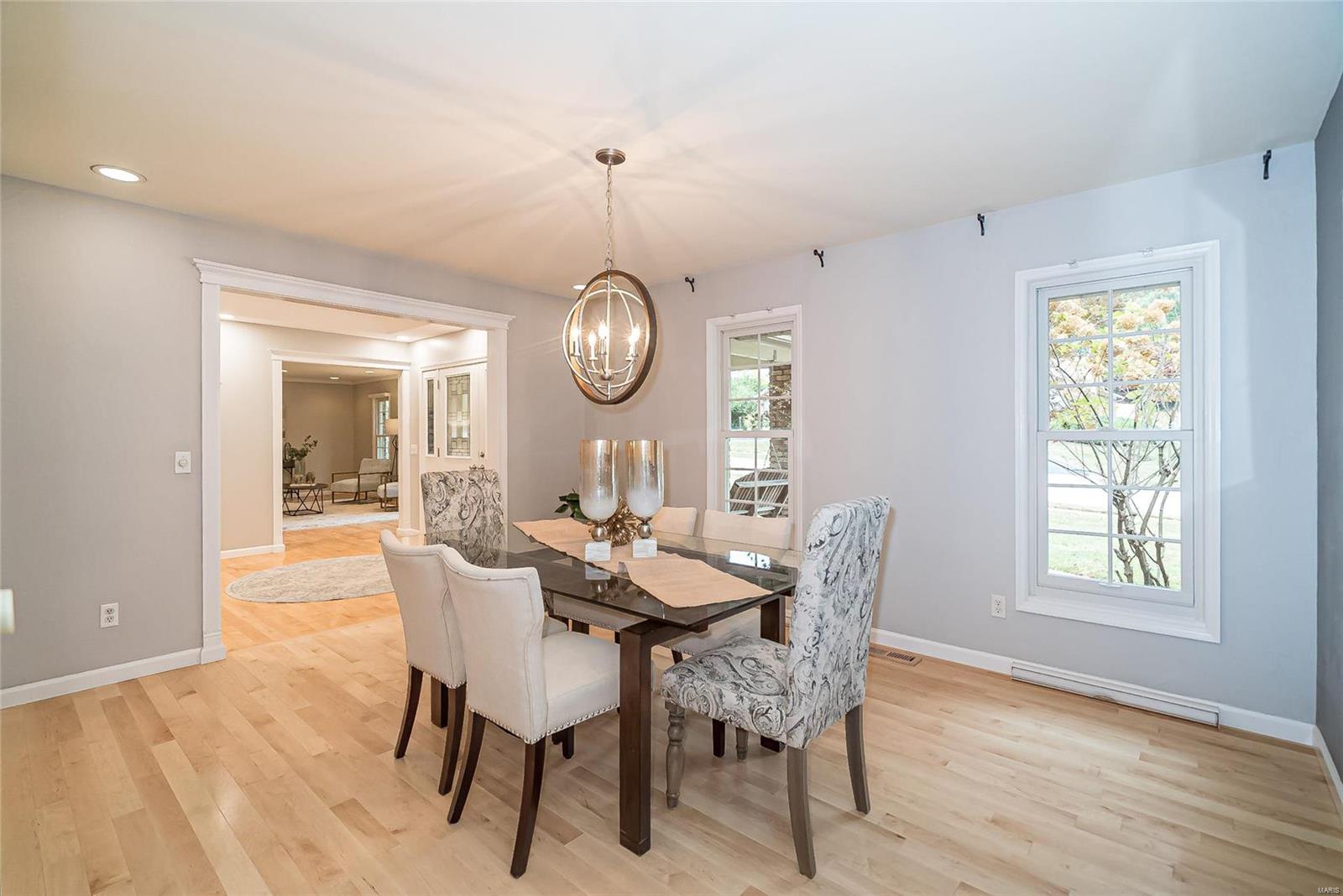14492 Ladue Road Chesterfield, MO 63017 - Photo 5 of 50