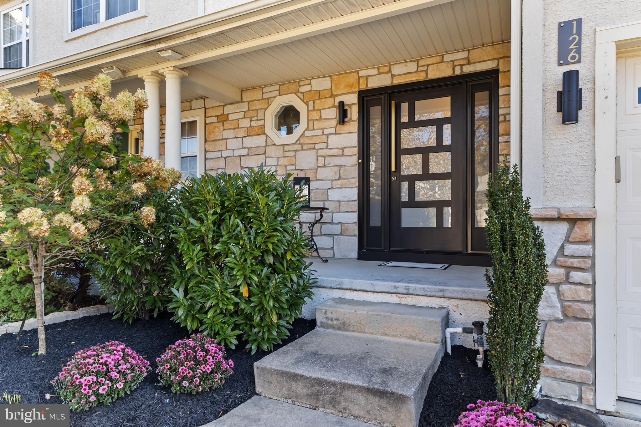 126 Sequoia Drive Berlin, NJ 08009 - Photo 2 of 29